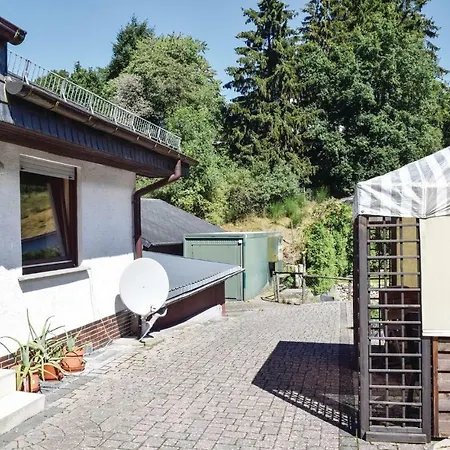 2 Bedroom In * Sellerich