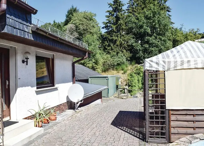 2 Bedroom In * Sellerich